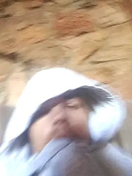 Snapshot of LandoEnergy17 chatting on 03-22-26, 03:26 LandoEnergy17 online show from 03-22-26, 03:26