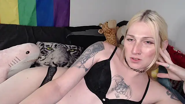 AthenaAphrodisia online show from 07-15-26, 06:46