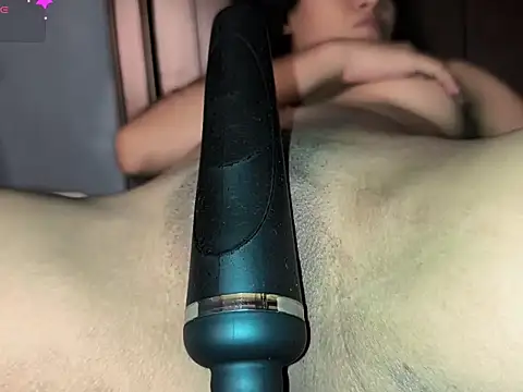 Snapshot of Angelic_AP chatting on 09-25-25, 03:43 Angelic AP online show from 09-25-25, 03:43