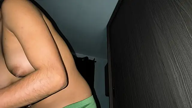 Snapshot of Angelic_AP chatting on 10-15-25, 06:24 Angelic AP online show from 10-15-25, 06:24