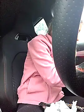 PetiteSecrets online show from 12-16-25, 03:39