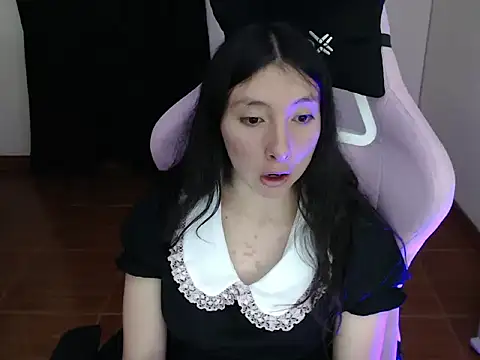 Snapshot of ScarlettShirahoshi chatting on 09-23-25, 09:07 ScarlettShirahoshi online show from 09-23-25, 09:07