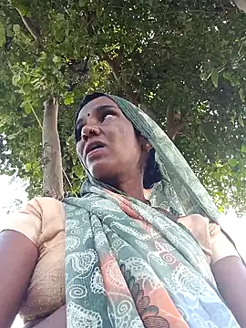 Snapshot of Pinky12A chatting on 10-05-25, 04:55 Pinky12A online show from 10-05-25, 04:55