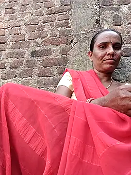 Snapshot of Pinky12A chatting on 10-10-25, 09:41 Pinky12A online show from 10-10-25, 09:41