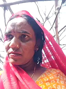 Snapshot of Pinky12A chatting on 11-22-25, 04:00 Pinky12A online show from 11-22-25, 04:00