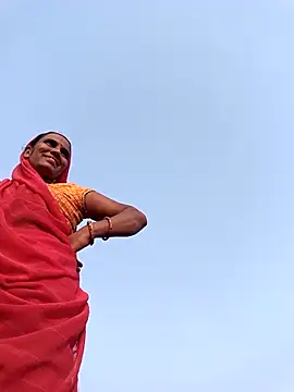 Snapshot of Pinky12A chatting on 11-24-25, 10:26 Pinky12A online show from 11-24-25, 10:26