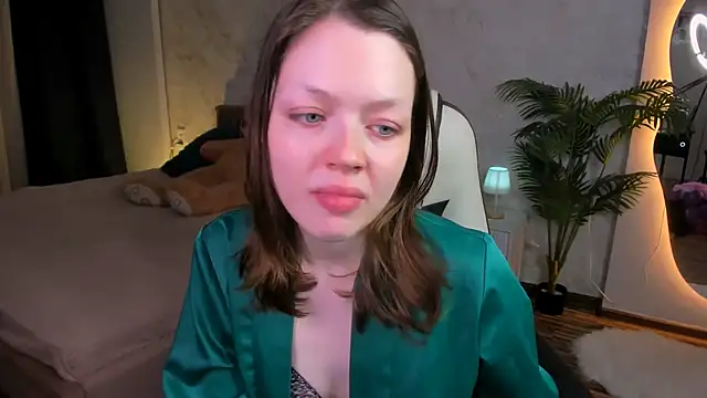 Snapshot of Lunar_Lily chatting on 11-26-25, 05:52 Lunar Lily online show from 11-26-25, 05:52