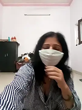 Snapshot of BITEXBABYlove chatting on 10-27-25, 02:04 BITEXBABYlove online show from 10-27-25, 02:04