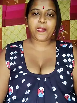 Hot-Show2 online show from 10-29-25, 03:58