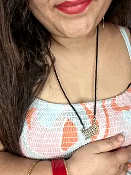 indian-hotmilfs online show from 04-16-26, 09:39