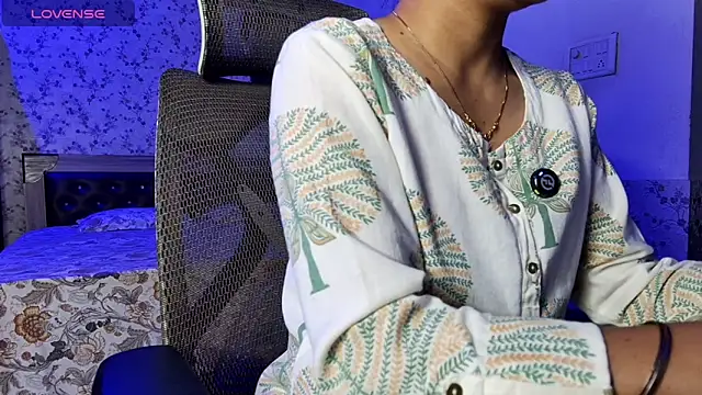 snow white123 online show from 03-18-26, 11:08