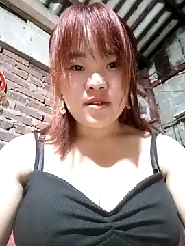 Snapshot of sukabae00 chatting on 09-21-25, 01:13 sukabae00 online show from 09-21-25, 01:13