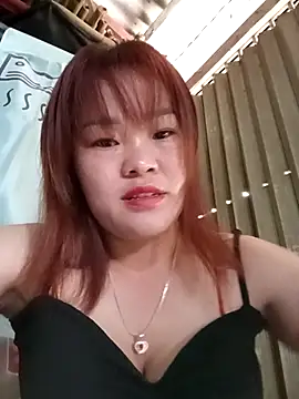 Snapshot of sukabae00 chatting on 10-08-25, 08:23 sukabae00 online show from 10-08-25, 08:23