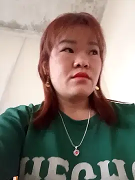 Snapshot of sukabae00 chatting on 10-28-25, 12:14 sukabae00 online show from 10-28-25, 12:14