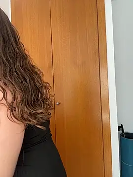 TenderLaGlamor online show from 02-26-26, 12:37