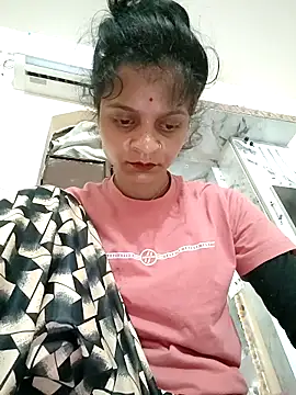 Snapshot of Sonam_dhakad chatting on 02-18-26, 12:39 Sonam dhakad online show from 02-18-26, 12:39