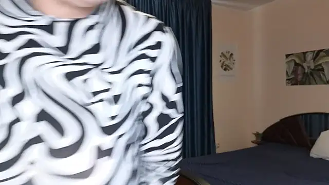 Snapshot of Rosette_Pricky chatting on 09-27-25, 01:16 Rosette Pricky online show from 09-27-25, 01:16