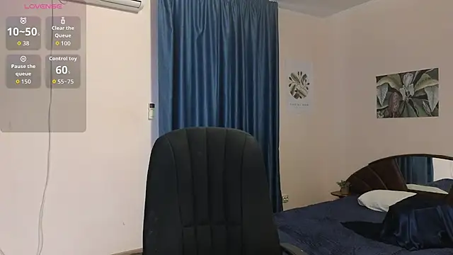 Snapshot of Rosette_Pricky chatting on 10-12-25, 01:10 Rosette Pricky online show from 10-12-25, 01:10