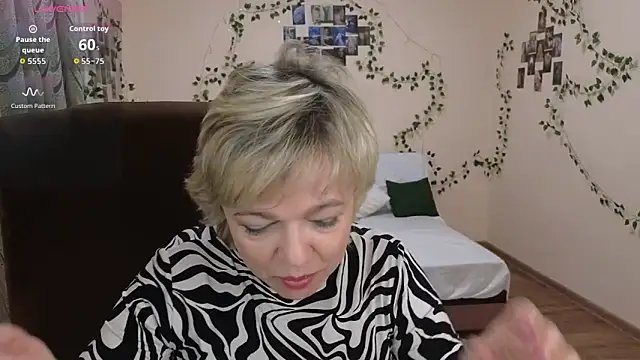 Rosette Pricky online show from 11-21-25, 03:00