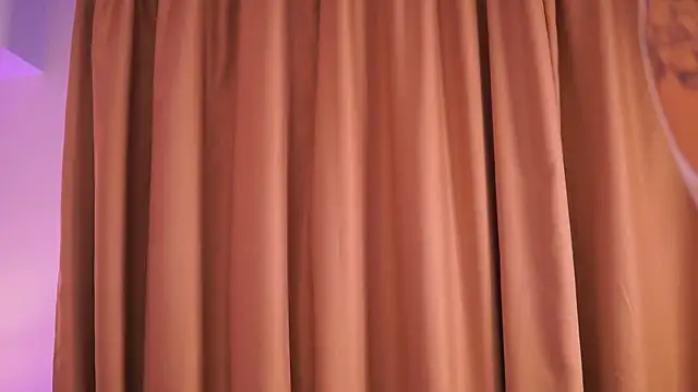 ChloeObril online show from 04-26-26, 03:10