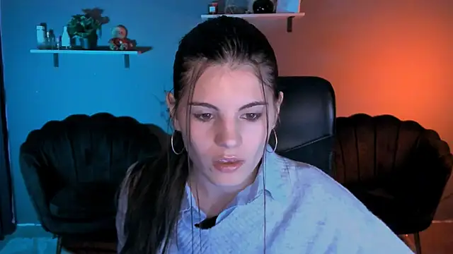 lizzie boom online show from 10-19-25, 09:32