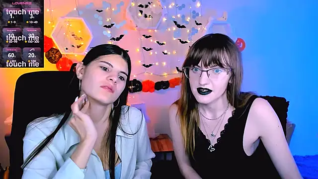 lizzie boom online show from 10-26-25, 08:15