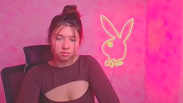 Snapshot of Sandra_Curly chatting on 09-25-25, 05:49 Sandra Curly online show from 09-25-25, 05:49