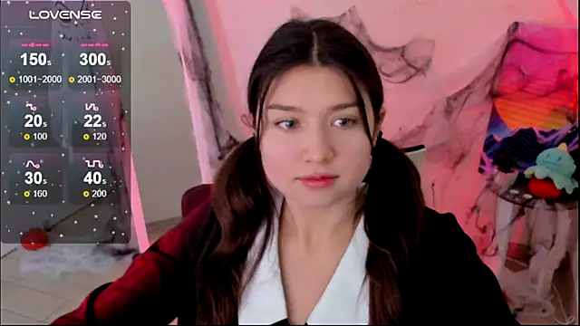 Snapshot of Sandra_Curly chatting on 10-31-25, 08:43 Sandra Curly online show from 10-31-25, 08:43