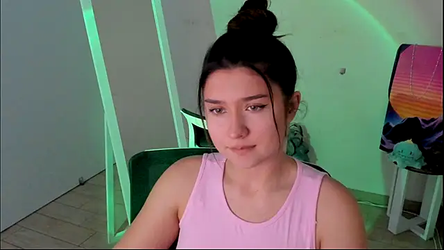 Snapshot of Sandra_Curly chatting on 12-02-25, 08:15 Sandra Curly online show from 12-02-25, 08:15