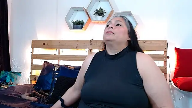 Snapshot of sheila_reeves2772 chatting on 10-24-25, 04:25 sheila reeves2772 online show from 10-24-25, 04:25