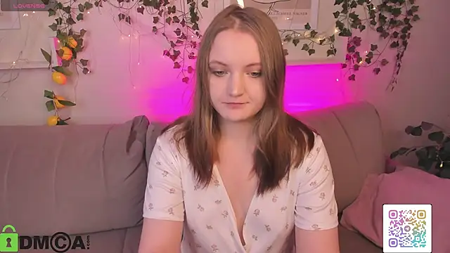 Solefreee online show from 10-11-25, 03:06