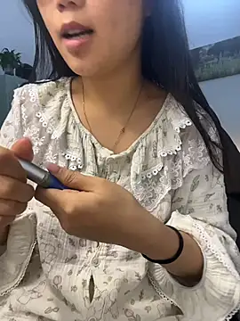 Snapshot of bunny_b4nny chatting on 01-07-26, 03:47 bunny b4nny online show from 01-07-26, 03:47