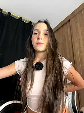 Snapshot of Scarlett05 chatting on 10-07-25, 01:03 Scarlett05 online show from 10-07-25, 01:03