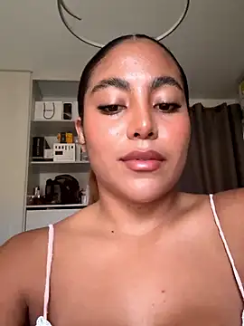 Snapshot of MegannHills chatting on 01-10-26, 03:36 MegannHills online show from 01-10-26, 03:36