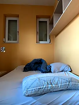 Raveman online show from 10-24-25, 07:38