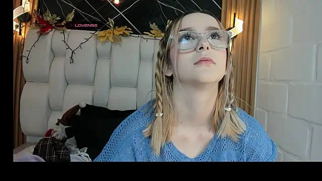 kristal joi dl online show from 12-16-25, 12:54