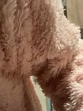 sushan love online show from 12-15-25, 01:59