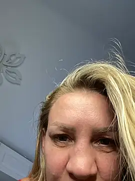 Bellissa  online show from 06-30-26, 02:07