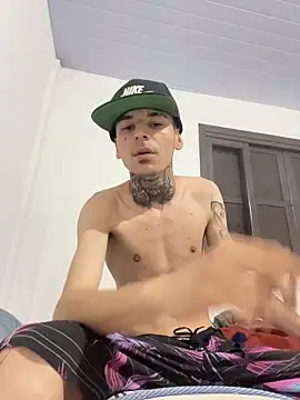 Snapshot of Gabriel17cmkkk chatting on 11-06-25, 12:33 Gabriel17cmkkk online show from 11-06-25, 12:33