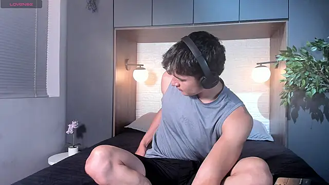 AustinJones  online show from 02-02-26, 07:12