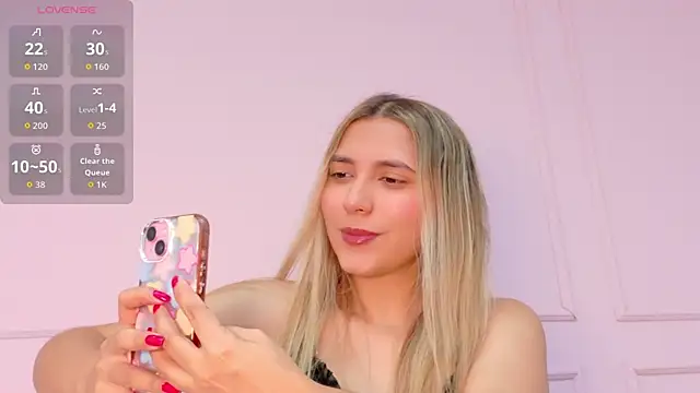 MaddieTease online show from 10-28-25, 01:03