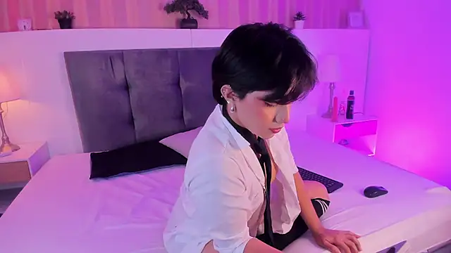 Creamy Angelo online show from 09-26-25, 01:09