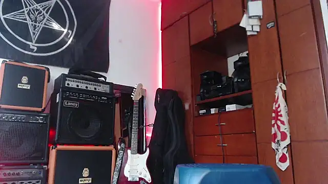 Snapshot of Diego__Barbarie__ chatting on 02-12-26, 12:00 Diego Barbarie online show from 02-12-26, 12:00