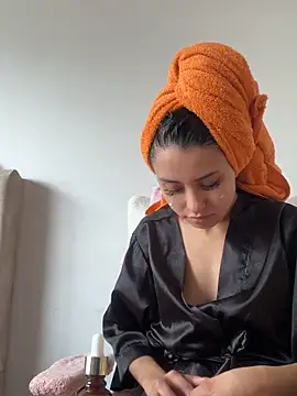 Victoria alson online show from 10-12-25, 03:44