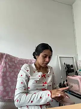 Snapshot of Victoria_alson chatting on 05-08-26, 01:16 Victoria alson online show from 05-08-26, 01:16