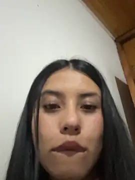 Snapshot of Victoria_alson chatting on 05-10-26, 02:17 Victoria alson online show from 05-10-26, 02:17