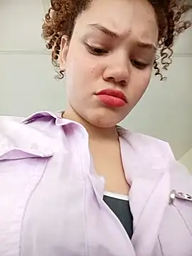 SirenRouge 69 online show from 11-13-25, 07:35