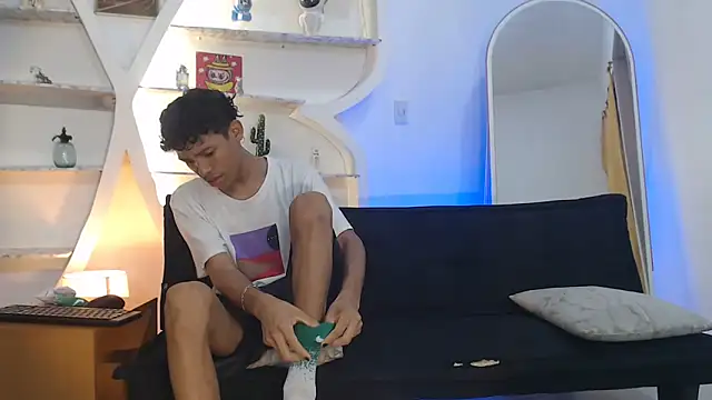 Snapshot of BEAUTY_BOYS1 chatting on 10-11-25, 07:07 BEAUTY BOYS1 online show from 10-11-25, 07:07