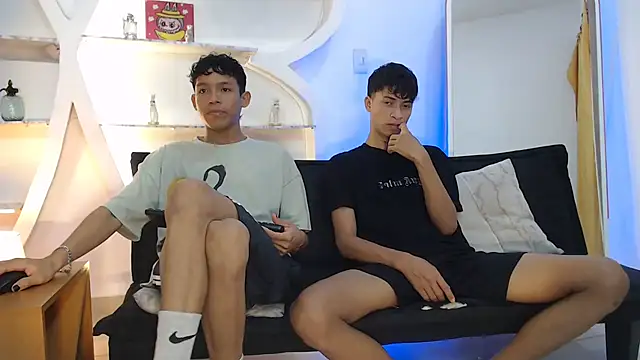 Snapshot of BEAUTY_BOYS1 chatting on 10-12-25, 07:51 BEAUTY BOYS1 online show from 10-12-25, 07:51