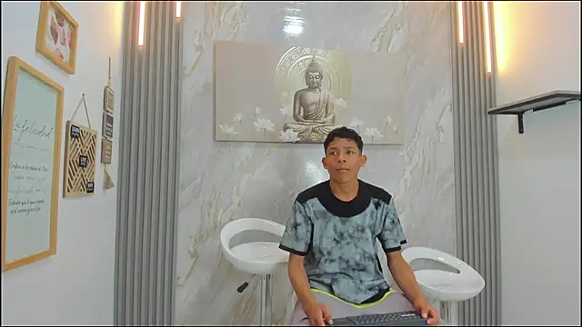 BEAUTY BOYS1 online show from 01-07-26, 07:11